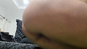 Amateur latina prostitute with hairy big ass and pussy flashes dirty feet for foot fetish fans exclusively