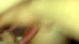 Making my wife's huge pussy squirt wildly please comment on her orgasm