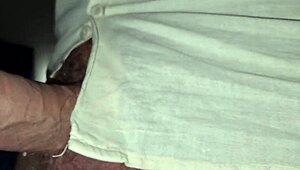 Desahan Memoh Kontol Besar Cum Buka Lebar Minum Semua Ansima!