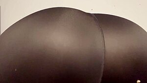 Watch her athletic ass shake in yoga pants during solo rope bondage vibrator squirt.