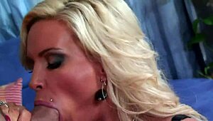 Diamond Foxxx the cheating blonde slut gapes her smooth pussy for monster cock