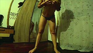 im so horny fingering my juicy wet pussy guys 💦