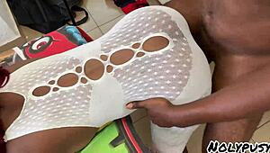 ebony babe moans loud as dude fucks her juicy pussy missionary