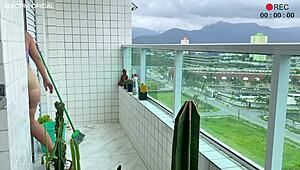 damn this latina maid's tiny shorts tease her perfect ass 🍑 voyeur style