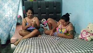 la esposa infiel se topa con la amante folla duro y se masturba mutuamente