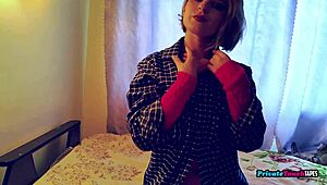 russian teen toys wet pussy 😏🔥