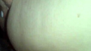 argentinian madura shakes juicy colita on huge cock