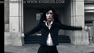 Finger Eleven's Paralyzer sets a rhythmic solo vibe