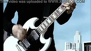 Finger Eleven's Paralyzer sets a rhythmic solo vibe