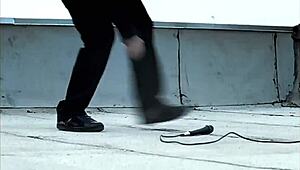 Finger Eleven's Paralyzer sets a rhythmic solo vibe