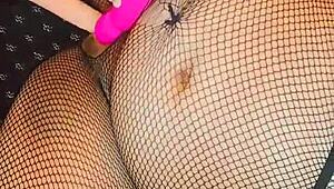 Plump pregnant pussy hides juicy secrets