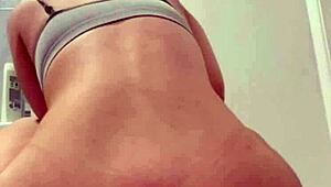 Horny Exchange Student Girlfriend Blowjob