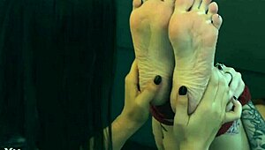 it's kinda cute watching your obsession with my sexy feet 👣😏 what next?