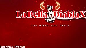 Watch this sexy Latina milf LabellaDiablaX squirt all over fat BBC while he barebacks her big ass