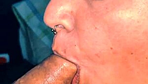 wanna watch this bbw cum hard from homemade pussy licking?