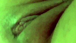 loira casada fingers her fat bbw pussy solo with huge black toy cravings