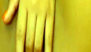 ebony latina teen masturbates hard on webcam