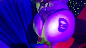 damn this big tit latina stripper trades pole for my cock n dances till i cum 😍💦