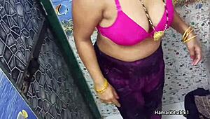 uhh i mean indian desi bhabhi looks so relaxed bathing like that...