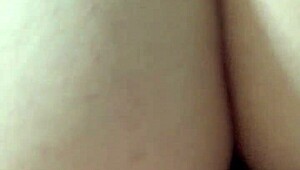 damn this babe's perfect big ass is straight fire 😍🍑