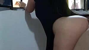 защо годеницата ми се чупи прегърната за кучешко кремпай с непознат POV?