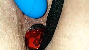 Argentinian milf moans loud during intense handjob session