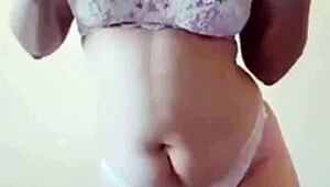 aurora estelar invites you to stay up late watching her sexy solo play...