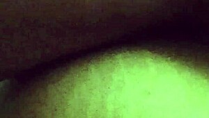 Infiel me da nalgas mientras marido envía mensajes