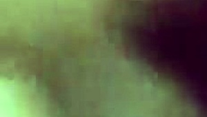 Infiel me da nalgas mientras marido envía mensajes