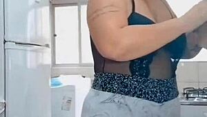 you love this big pussy dont you? im the best at sucking cum from my naughty studs