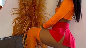 fat trans big ass shakes teasing throbbing cock crossdressed 🍑😈💦 watch it wiggle slow