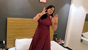 in oyo hotel she deepthroats pink pussy sucking big boobs hardcore