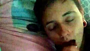 i'm suckin this fat huge cock but damn it's too bigg!!