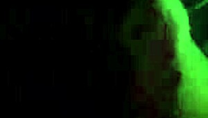 i'm suckin this fat huge cock but damn it's too bigg!!