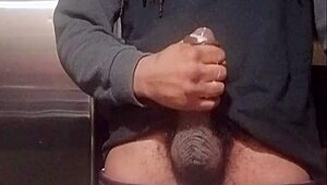 who nuts right in the kitchen tho 🔥🍆💦