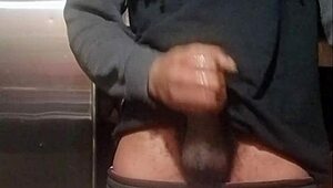 who nuts right in the kitchen tho 🔥🍆💦