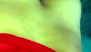 Latina slut trades blowjob for raise