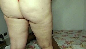 latina milf flaunts huge body masturbates pussy with toys on camera