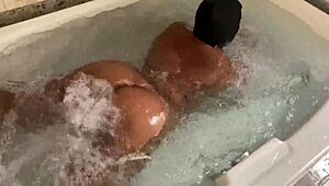 Hot Stepmom's Blowjob Sparks Overwhelming Desire
