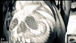 Jerk off watching my pretty small 18+ feet wiggle and tease you barefoot?