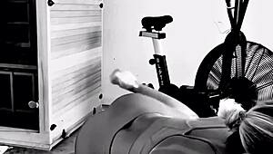 My creeper workout shakes this juicy ass