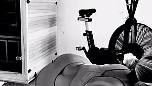 My creeper workout shakes this juicy ass