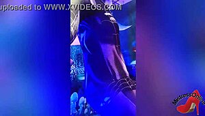 spiderbabe unleashes her sexy halloween tricks!