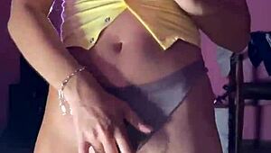 Sending Overdone Pussy Pics Before First Date