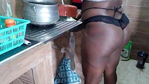 Check chocolate ebony housewife's naked pussy at home.