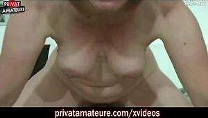 Немски милфове и бабички тупат мазни путки твърдо!