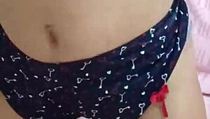 wet ninfeta fingers herself with anal plug till orgasm