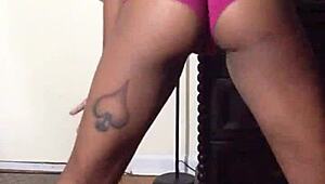 My fat pussy soaks shorts twerking hard nellycantsay!