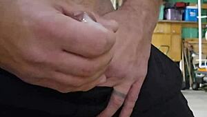 elewis6 delivers intense solo masturbation session dec 20