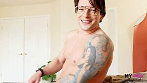 Celtic Iron's Muscular POV Missionary Creampie In Bedroom Morning Fuck